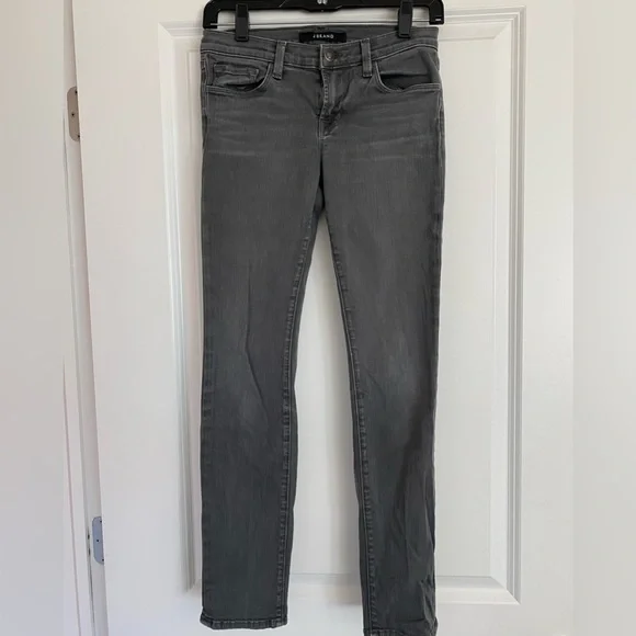 J Brand-skinny leg. Grey jeans, size 26. - Picture 1 of 6